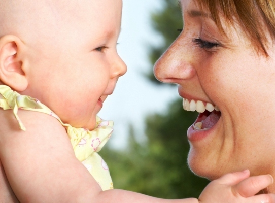 ребенок от эко радость женщина ЭКО при эндометриозе